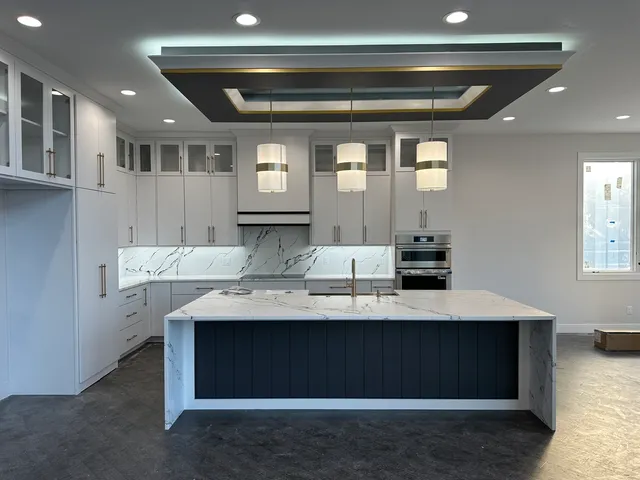 $1,799,900 | 24029 185th Street, Bettendorf, IA 52722