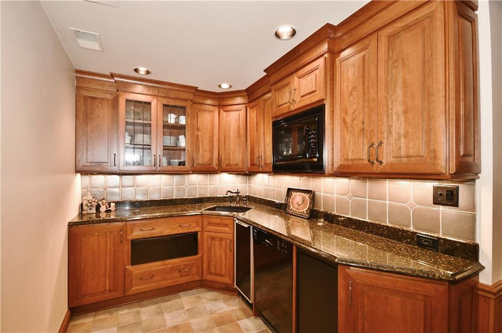 265 Springdale Road Venetia, PA 15367 - Photo 19 of 25