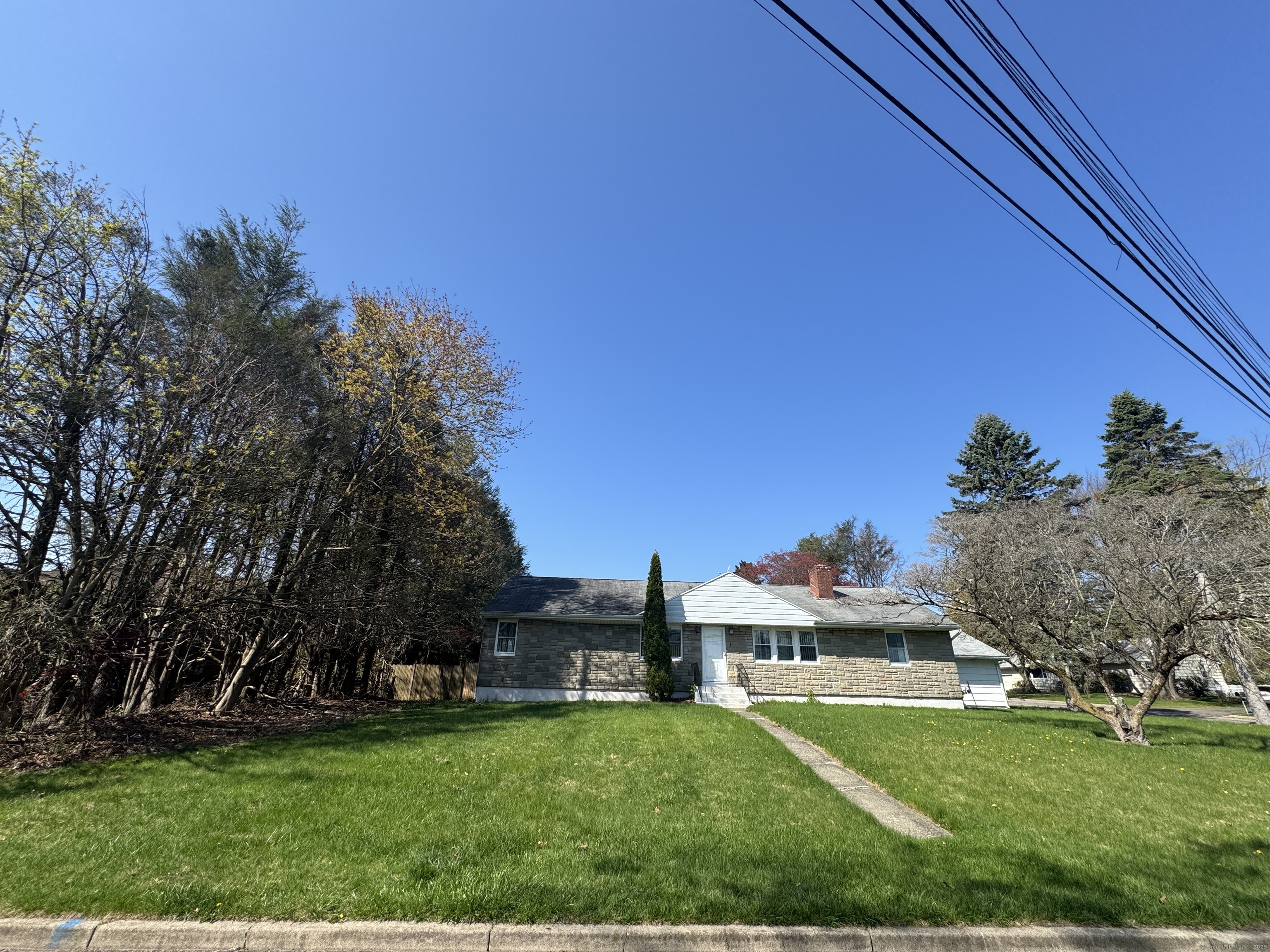 71 Schiller Road Fairfield, CT 06825 - Photo 8 of 30