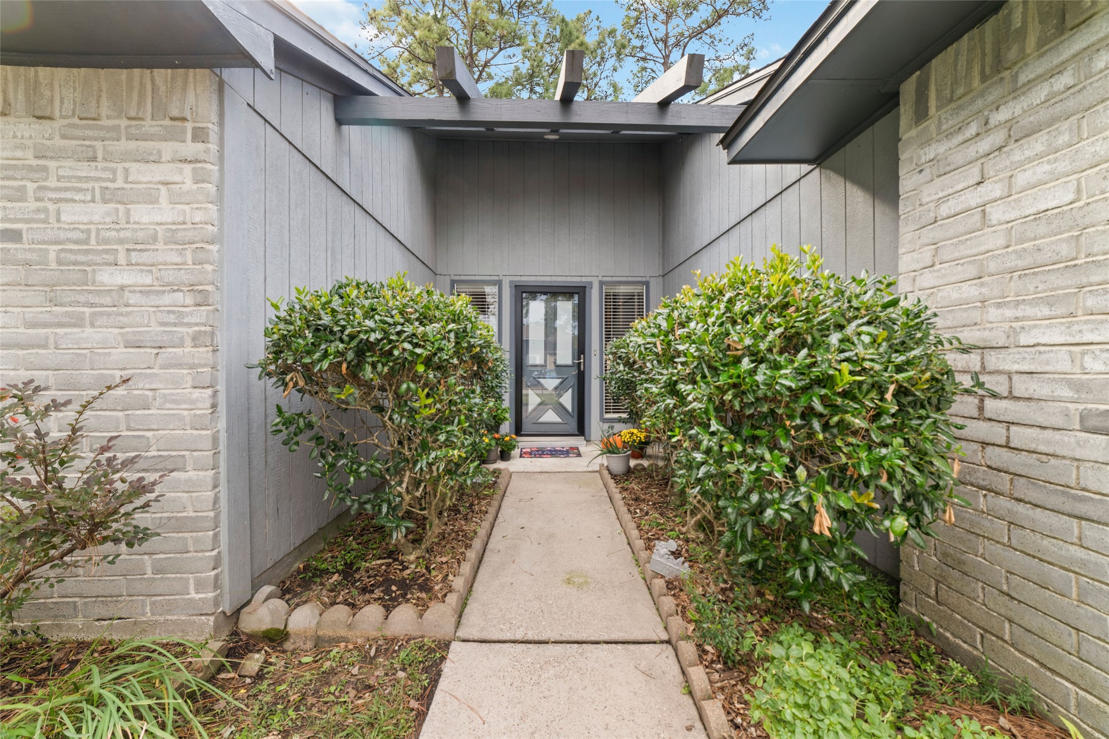 4711 Lost Lake Lane Spring, TX 77388 - Photo 4 of 26 a view of house with yard