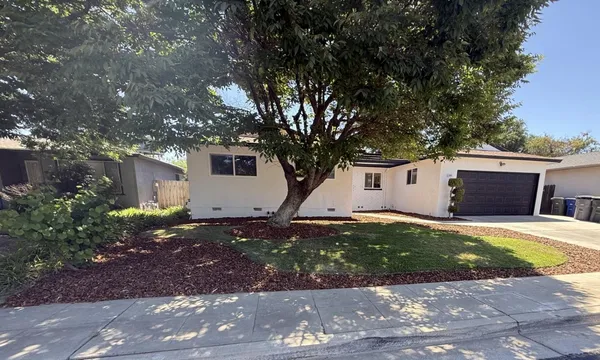 $455,000 | 2365 Fordham Avenue, Clovis, CA 93611
