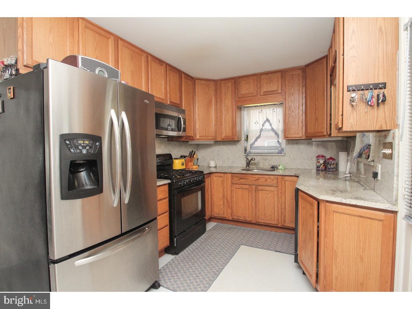 1820 Rhawn Street Philadelphia, PA 19111 - Photo 2 of 18 Kitchen