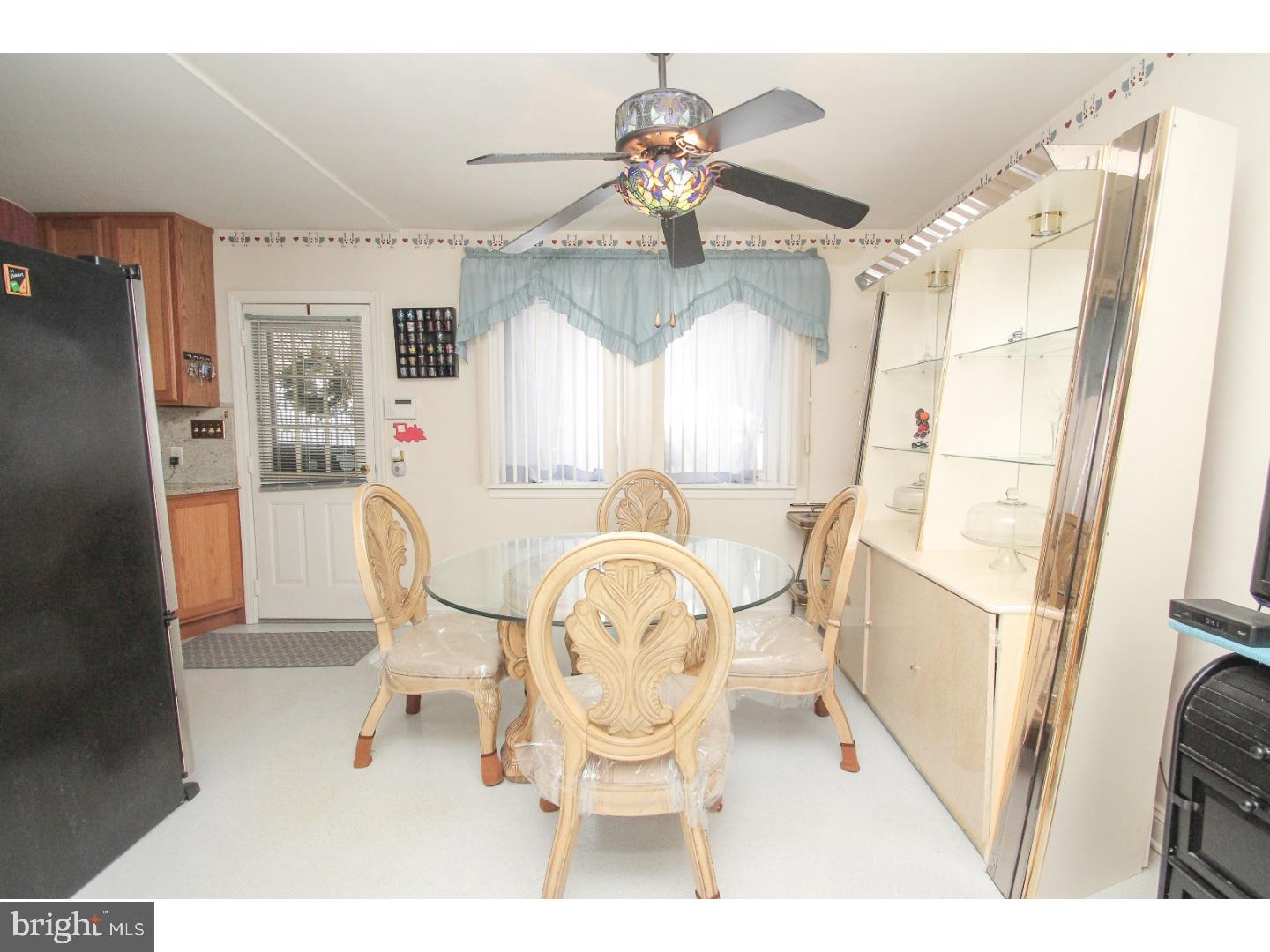 1820 Rhawn Street Philadelphia, PA 19111 - Photo 4 of 18 Dining Room