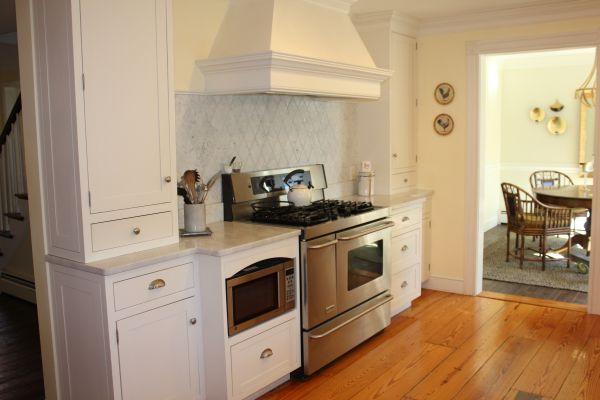 27 Gregory Island Road Hamilton, MA 01982 - Photo 3 of 12 Gallery Image 3
