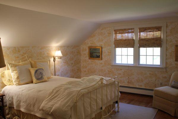 27 Gregory Island Road Hamilton, MA 01982 - Photo 8 of 12 Gallery Image 8