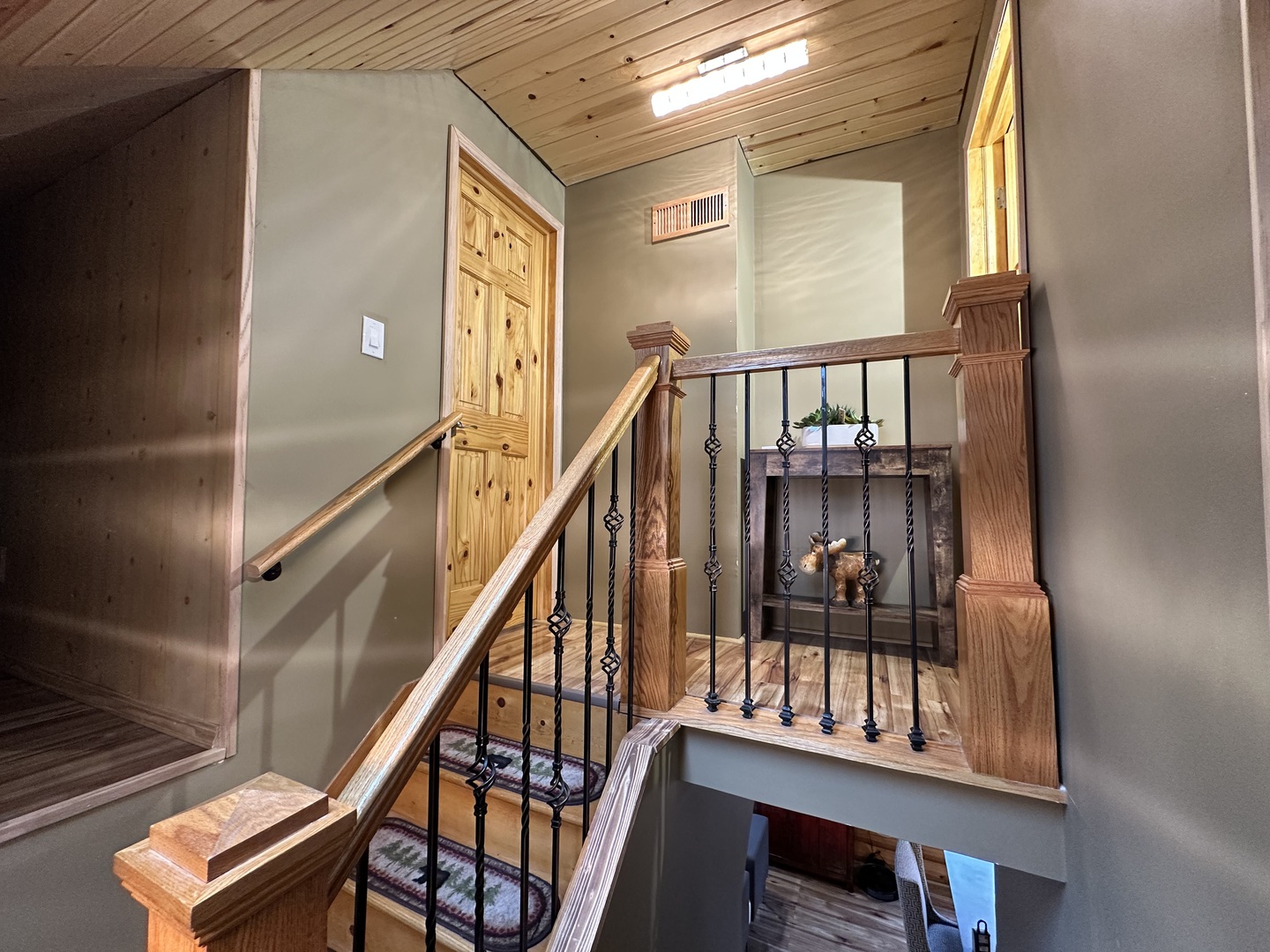 3515 Union Avenue Steger, IL 60475 - Photo 31 of 65 a view of entryway and hall with wooden floor