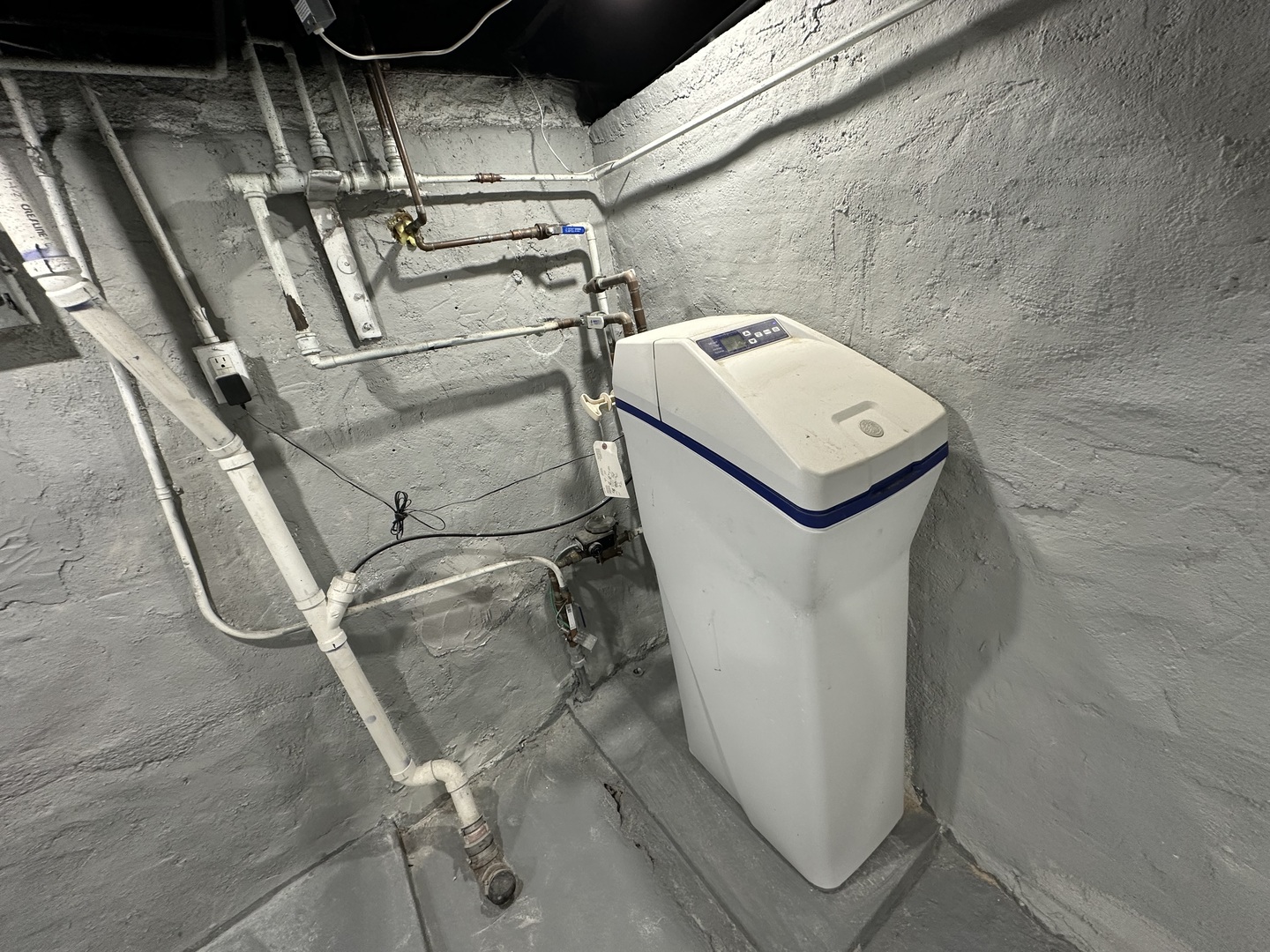 3515 Union Avenue Steger, IL 60475 - Photo 56 of 65 a utility room with washer and dryer