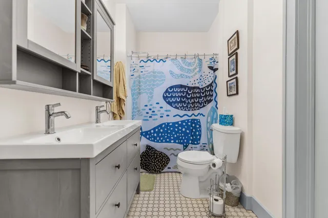 $2,100 | 48 Fuller Avenue Northeast, Grand Rapids, MI 49503