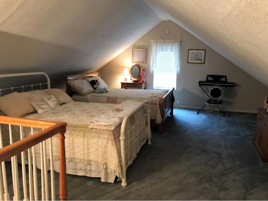 1817 Fairoaks Road Kingsport, TN 37664 - Photo 26 of 31 Bedroom 3