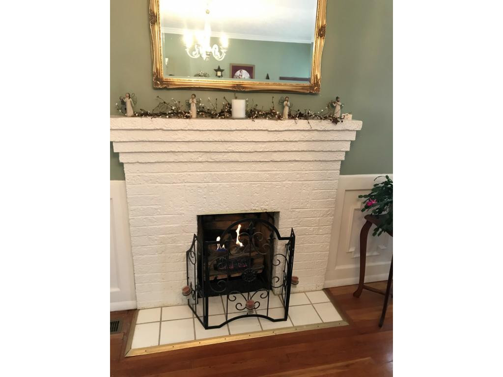 1817 Fairoaks Road Kingsport, TN 37664 - Photo 28 of 31 Gas Fireplace in Living Room