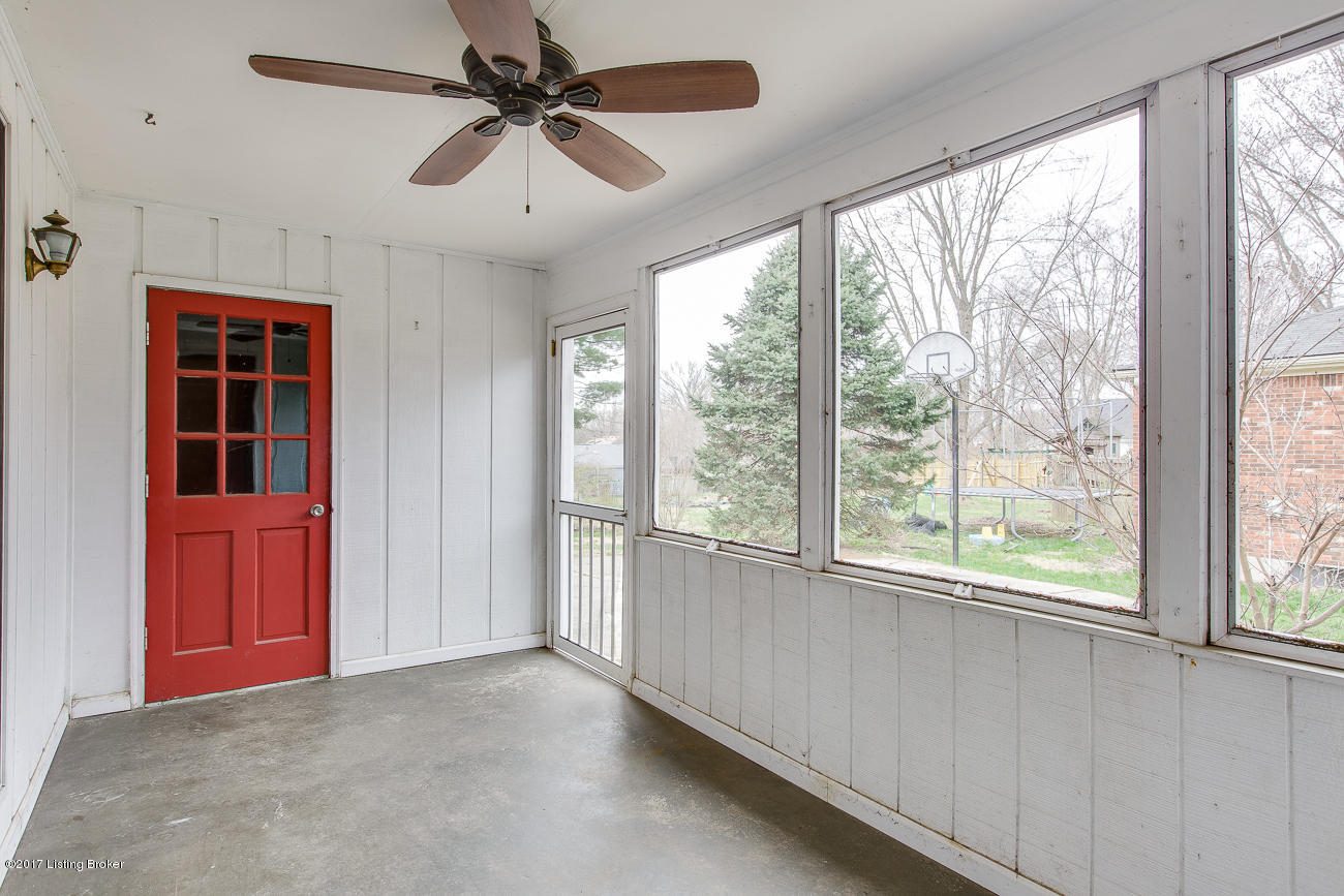 1408 Cedarbrook Road Goshen, KY 40026 - Photo 14 of 30 Breezeway