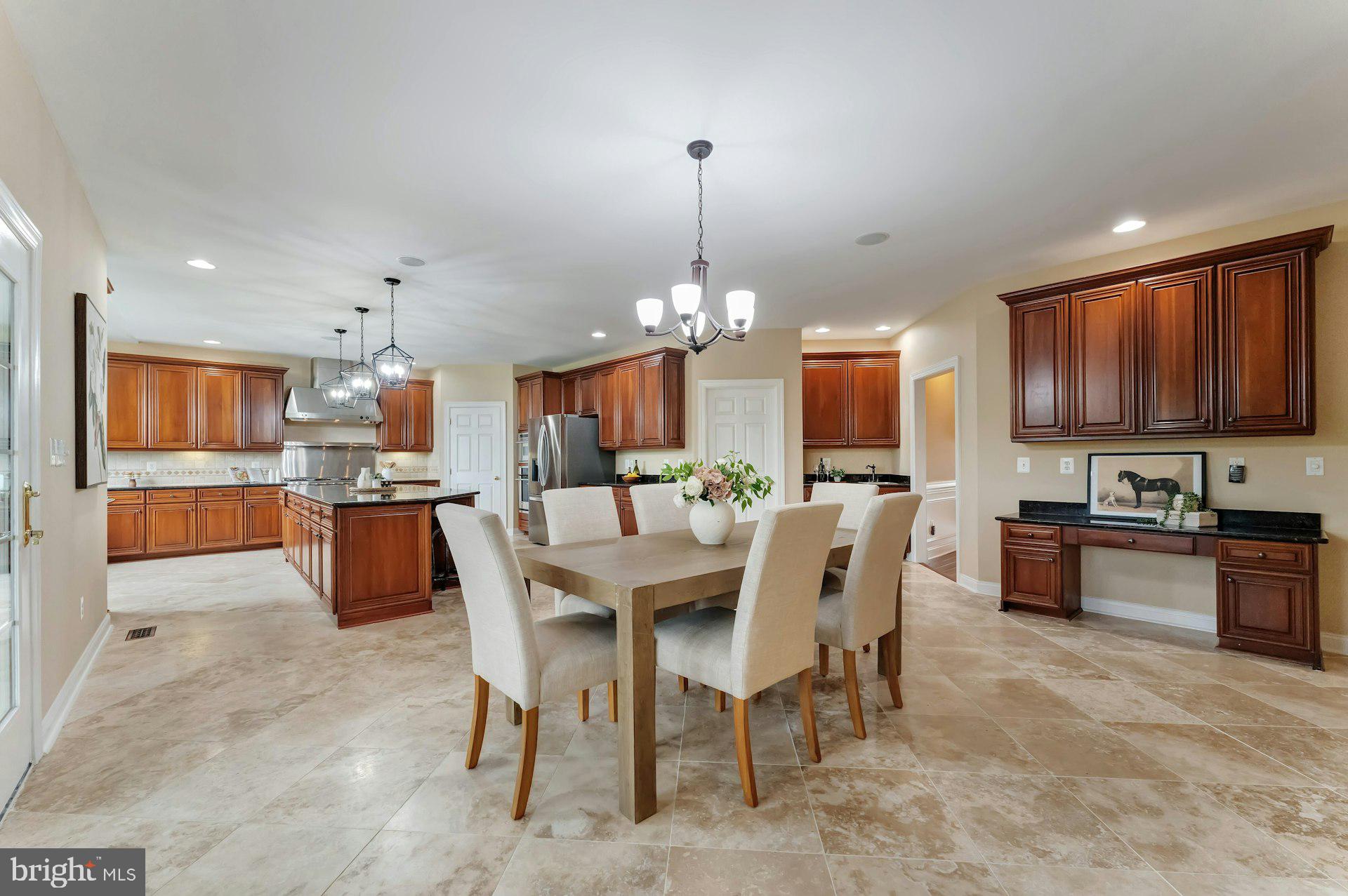 18102 Eaglesham Court Leesburg, VA 20175 - Photo 11 of 92