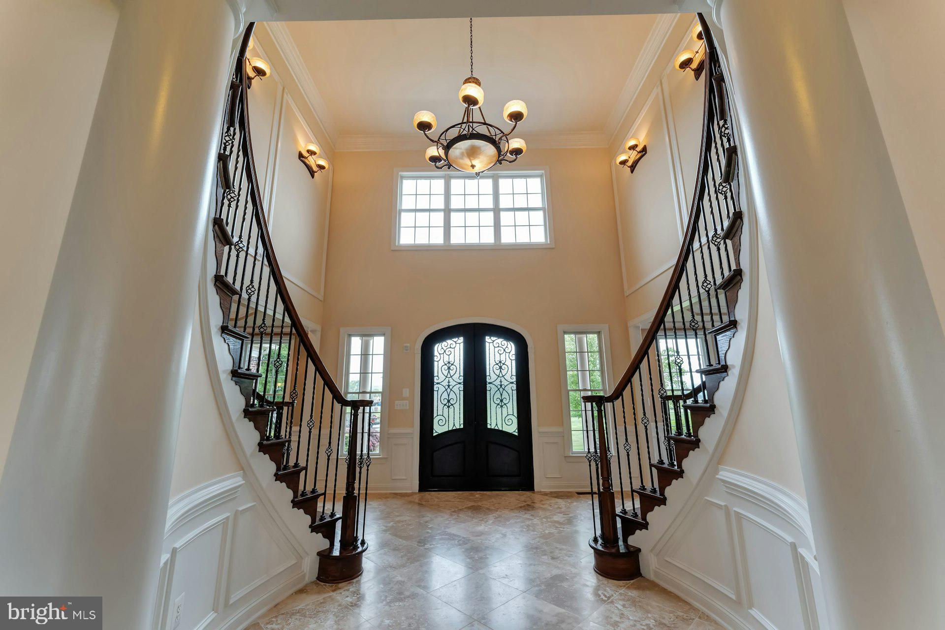 18102 Eaglesham Court Leesburg, VA 20175 - Photo 2 of 92