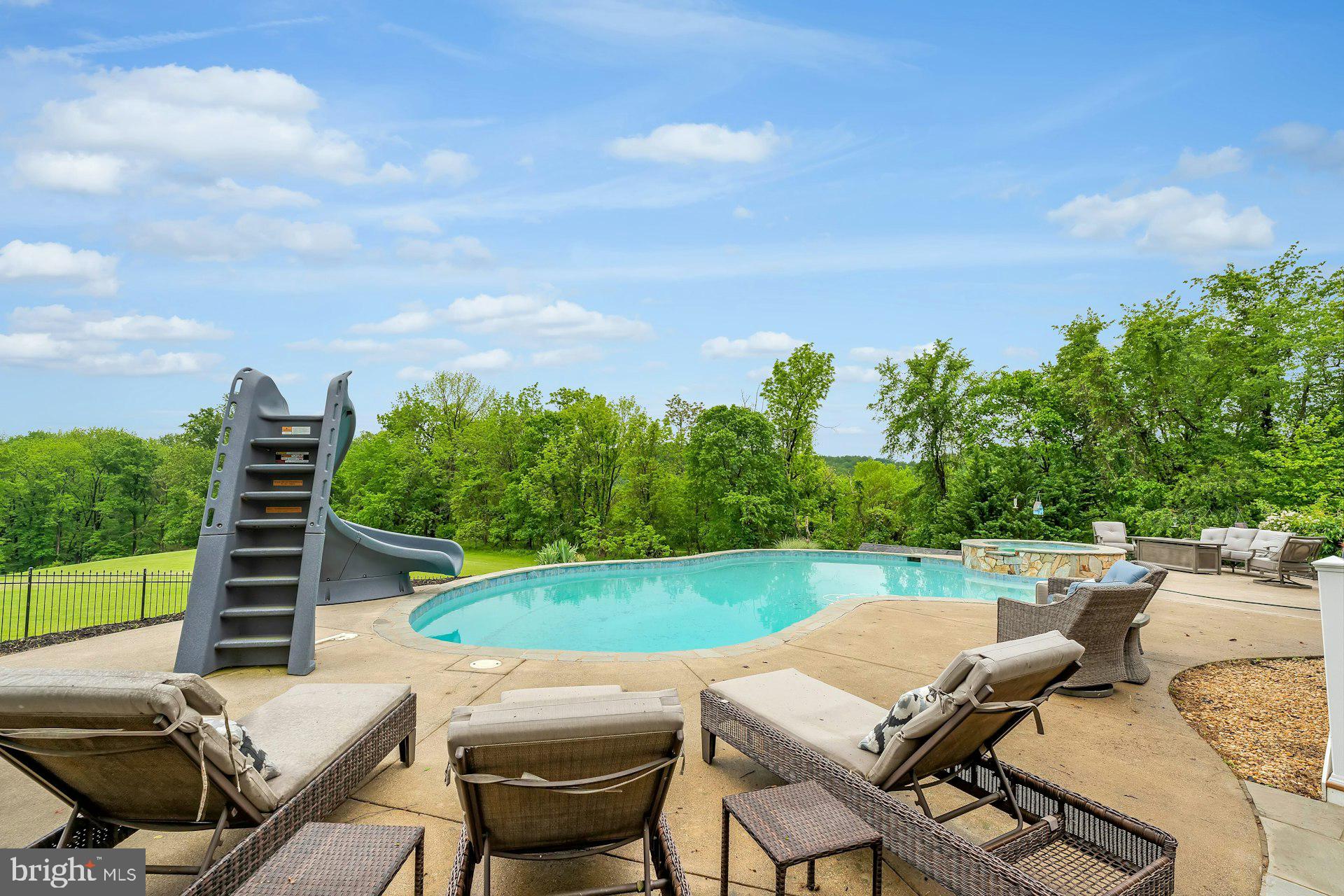 18102 Eaglesham Court Leesburg, VA 20175 - Photo 76 of 92