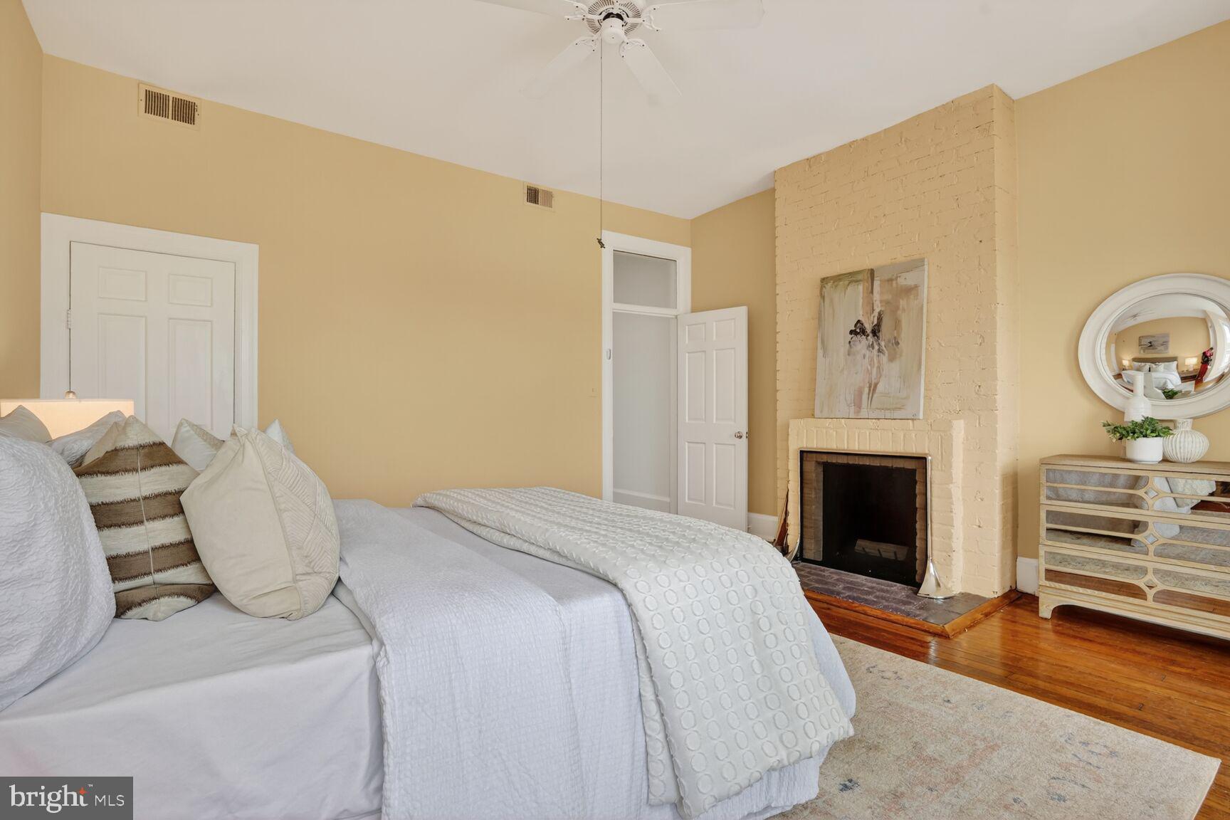 1243 E Street Southeast Washington, DC 20003 - Photo 15 of 30