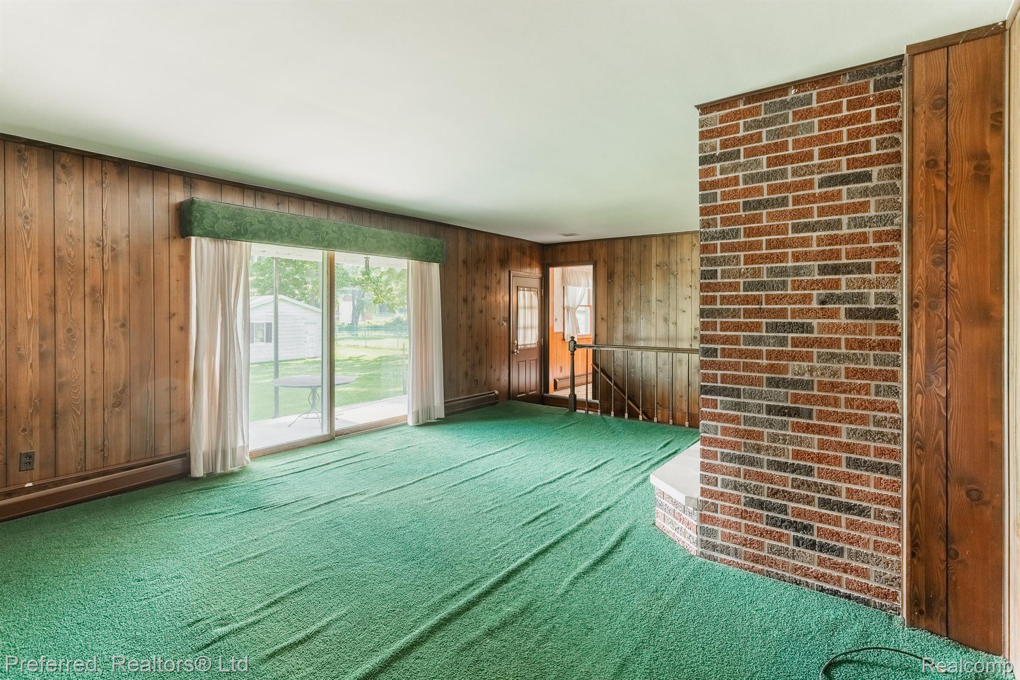 33721 Willow Road New Boston, MI 48164 - Photo 9 of 41 Gallery Image 9