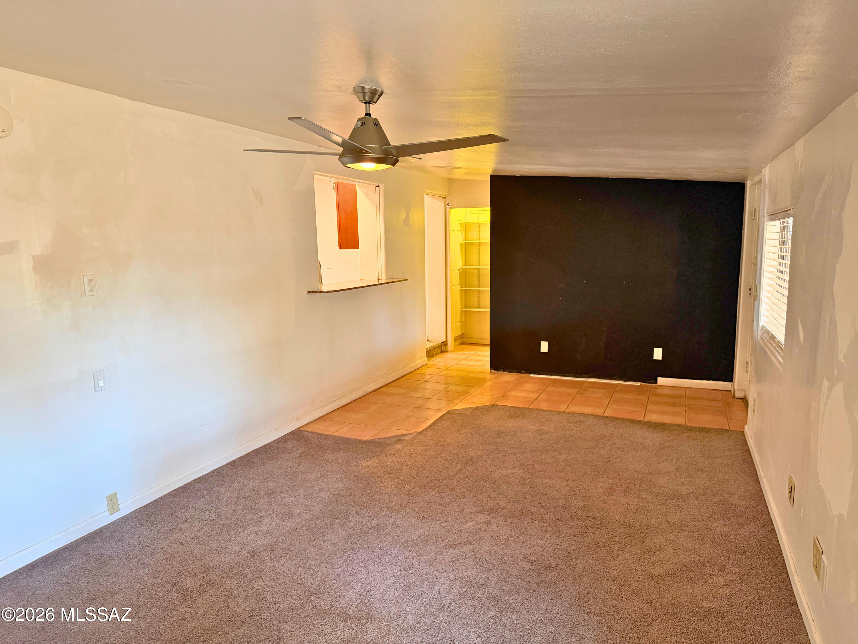 3383 North Flowing Wells Road Tucson, AZ 85705 - Photo 17 of 47 Family Room