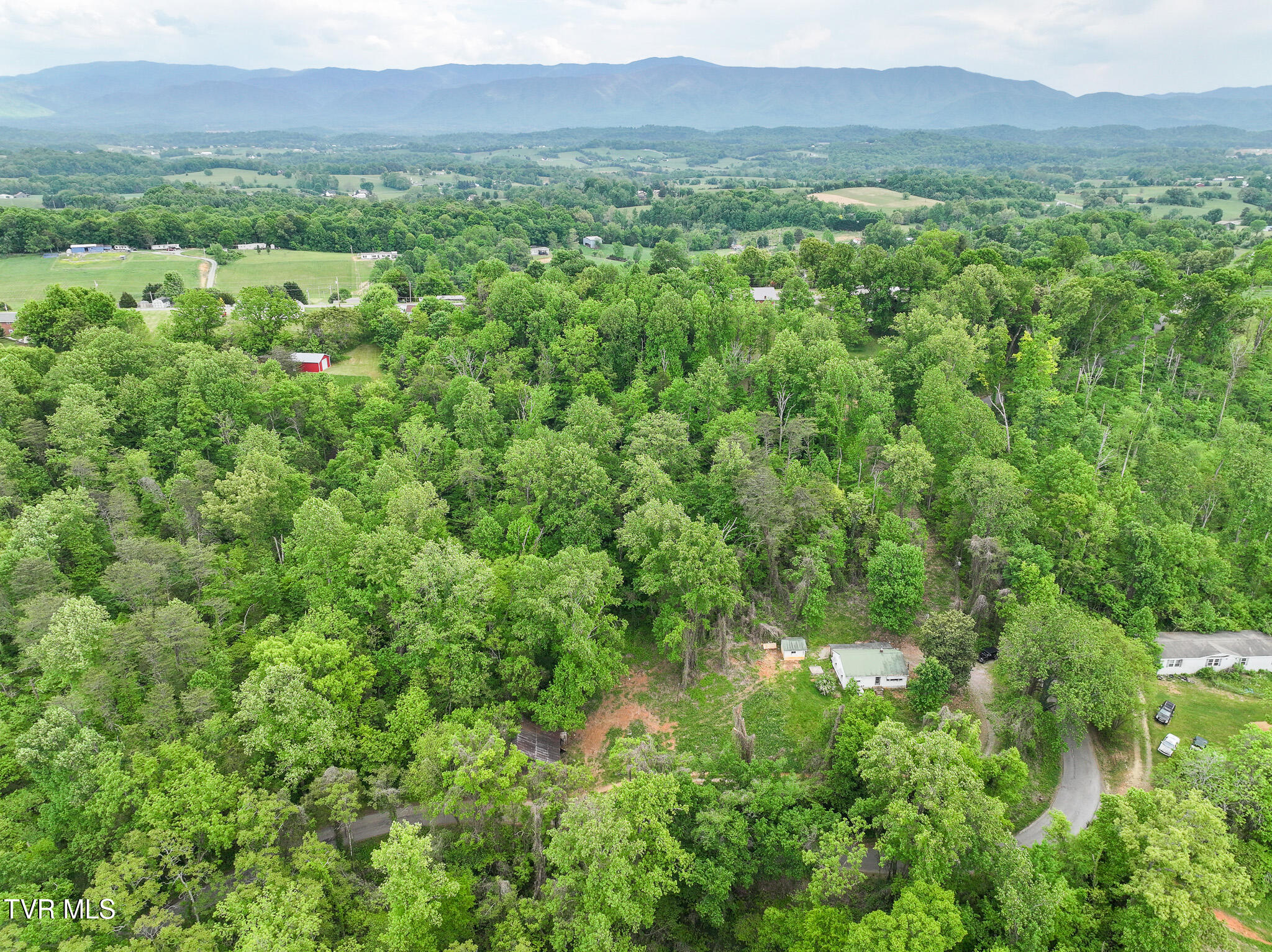 235 House Road Greeneville, TN 37743 - Photo 40 of 45 56