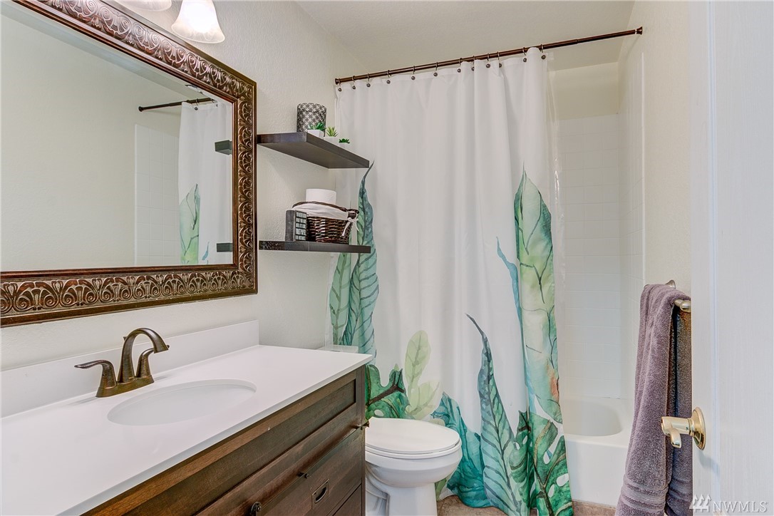 407 218th Street Southwest Bothell, WA 98021 - Photo 15 of 25