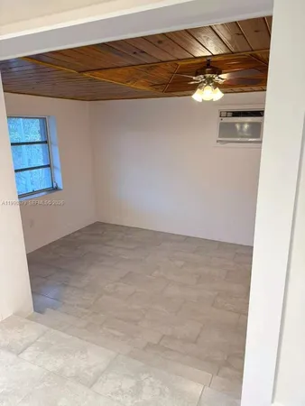 $3,500 | 6339 Southwest 32nd Street, Miami, FL 33155