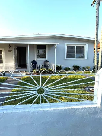 $3,500 | 6339 Southwest 32nd Street, Miami, FL 33155
