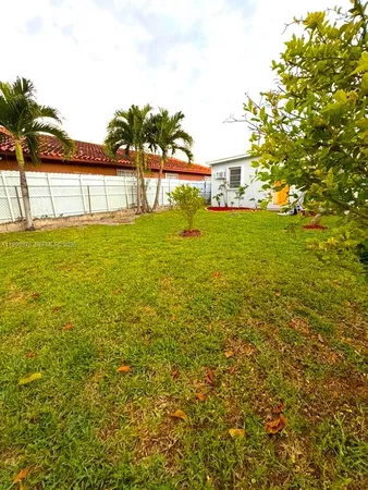 $3,500 | 6339 Southwest 32nd Street, Miami, FL 33155