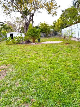 $3,500 | 6339 Southwest 32nd Street, Miami, FL 33155