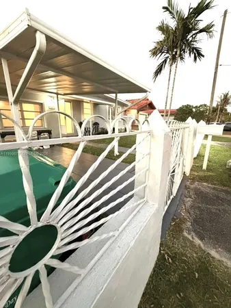 $3,500 | 6339 Southwest 32nd Street, Miami, FL 33155