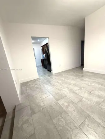 $3,500 | 6339 Southwest 32nd Street, Miami, FL 33155