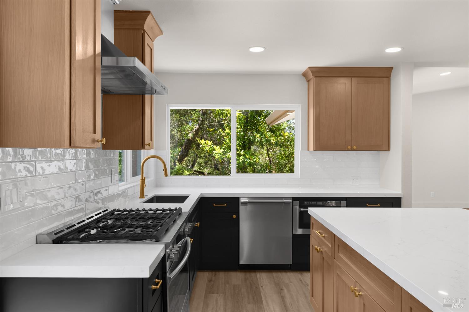 1385 Wikiup Drive Santa Rosa, CA 95403 - Photo 17 of 49