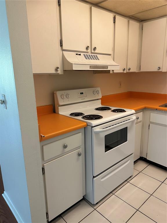 4800 Rilma Avenue, Unit 148 Sarasota, FL 34234 - Photo 6 of 18