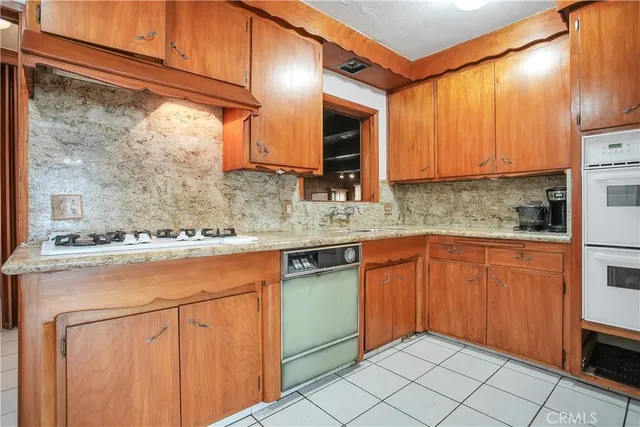 $825,000 | 4296 Walnut Avenue, Lynwood, CA 90262