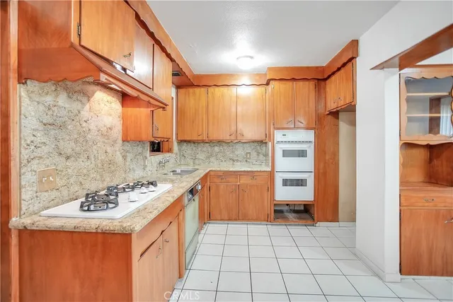 $825,000 | 4296 Walnut Avenue, Lynwood, CA 90262