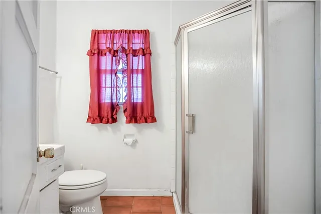 $825,000 | 4296 Walnut Avenue, Lynwood, CA 90262