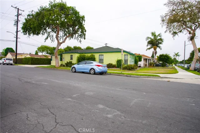 $825,000 | 4296 Walnut Avenue, Lynwood, CA 90262