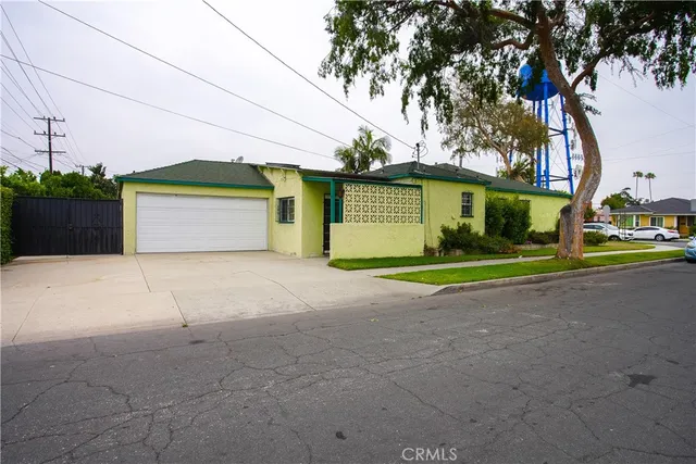 $825,000 | 4296 Walnut Avenue, Lynwood, CA 90262