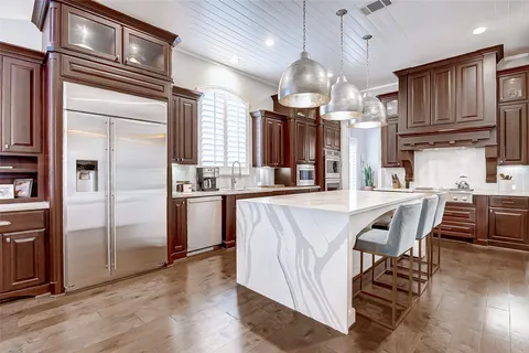 $975,000 | 30806 Shady Oak Drive, Fulshear, TX 77441