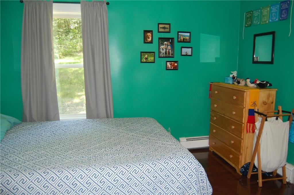 17 Old Lewiston Road Monmouth, ME 04265 - Photo 19 of 35 1st floor bedroom