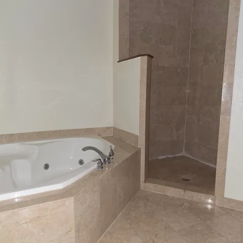 $2,650 | 1610 Presidential Way, Unit 105, West Palm Beach, FL 33401