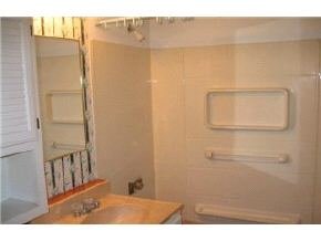 99 F Cluff Crossing Road, Unit 12 Salem, NH 03079 - Photo 4 of 6 Gallery Image 4