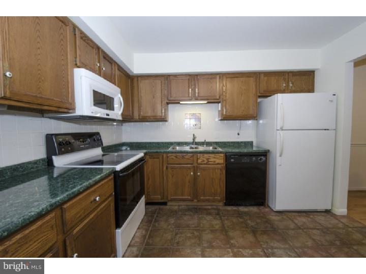 114 Valley Stream Circle Chesterbrook, PA 19087 - Photo 6 of 18 Gallery Image 6