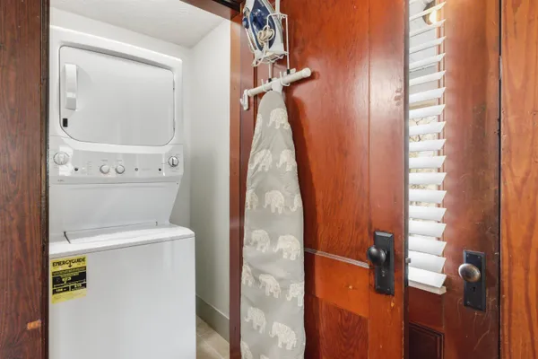 $2,250 | 65 South Elm Street, Unit 3, Manchester, NH 03103