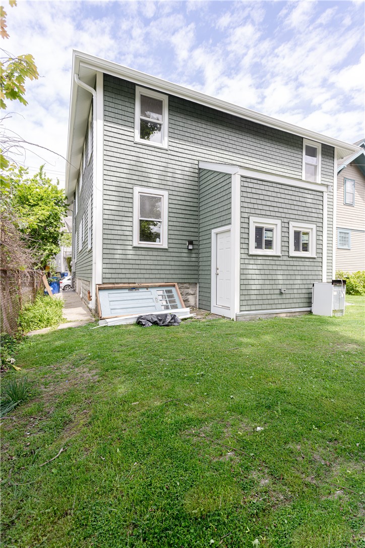 439 Broadway, Unit D Newport, RI 02840 - Photo 22 of 25