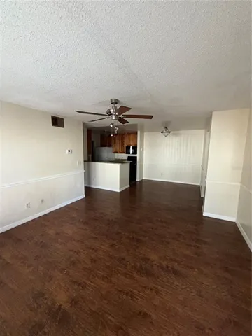 $1,625 | 6148 Westgate Drive, Unit 201, Orlando, FL 32835