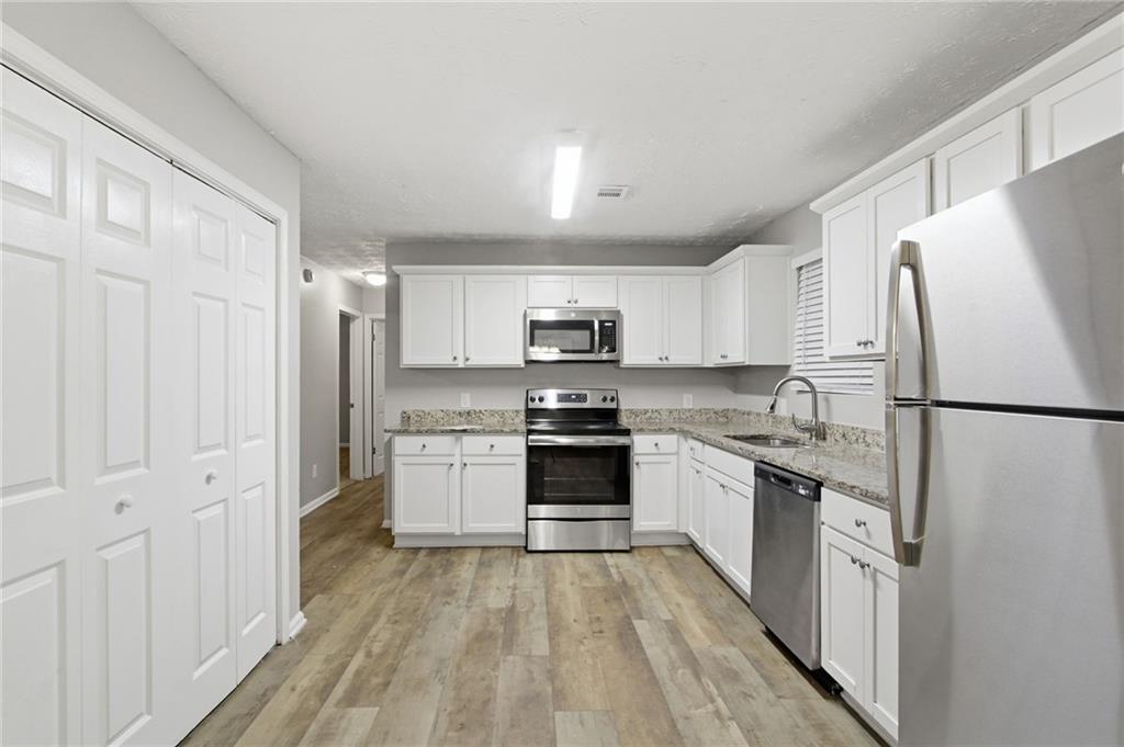 1491 Peachcrest Court Decatur, GA 30032 - Photo 12 of 30 Gallery Image 12