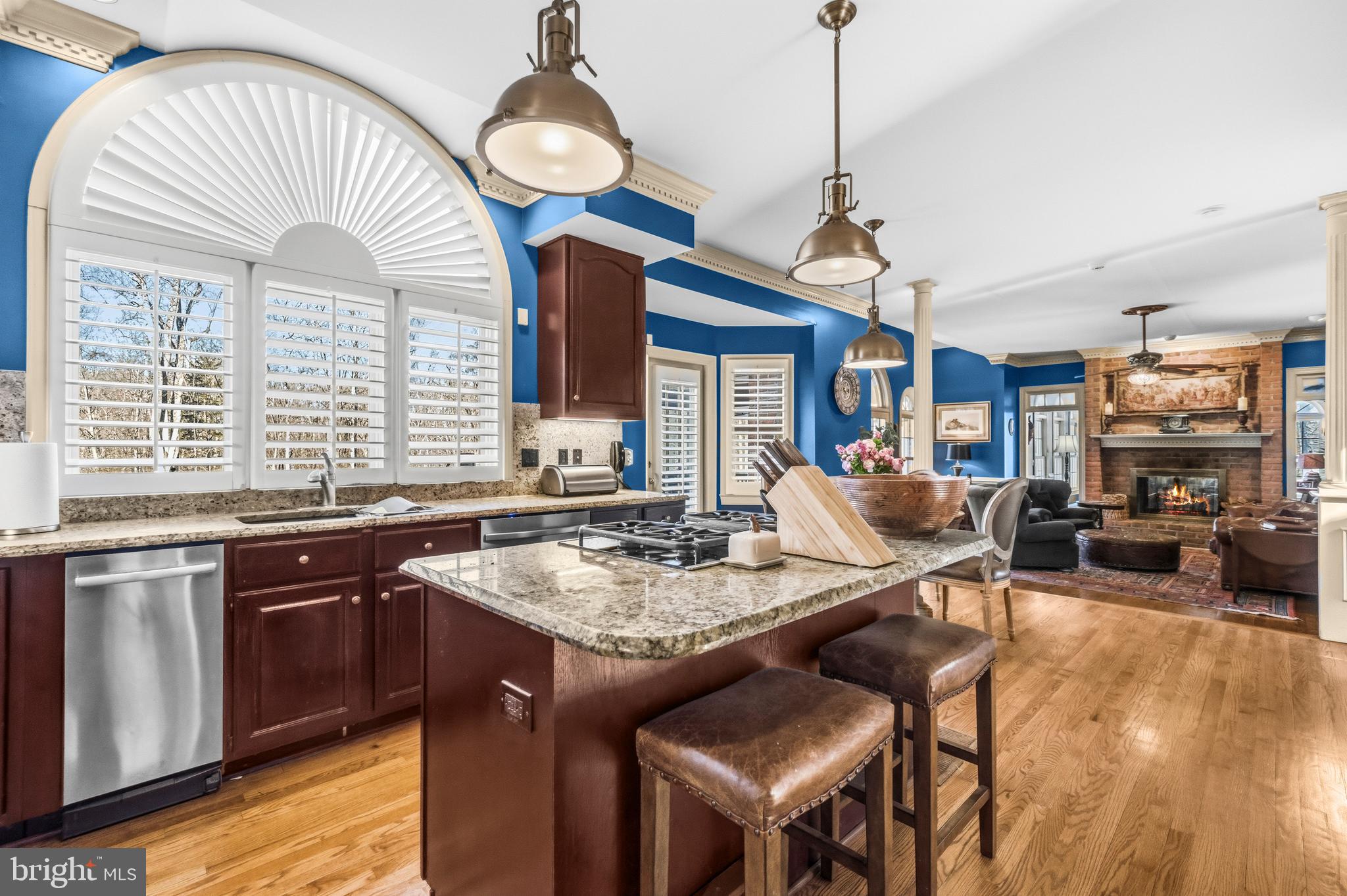 4514 Den Haag Road Warrenton, VA 20187 - Photo 17 of 56 a very nice looking kitchen with a large window