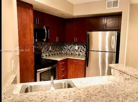 $1,850 | 417 Vista Isles Drive, Unit 2314, Sunrise, FL 33325