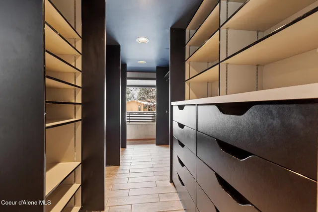 $800,000 | 21160 North Circle Road, Rathdrum, ID 83858