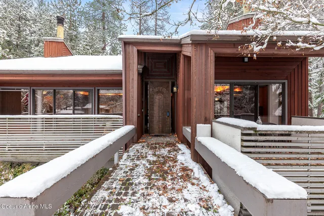 $800,000 | 21160 North Circle Road, Rathdrum, ID 83858