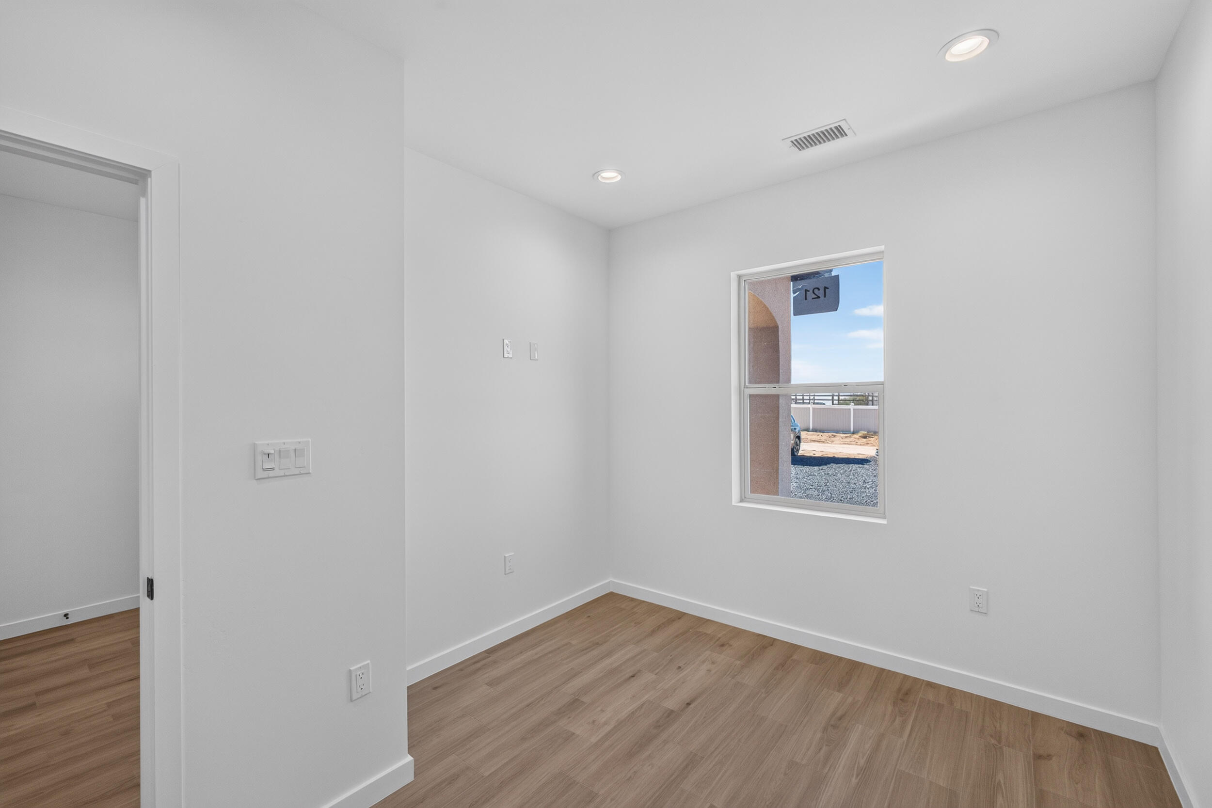 121 9th Avenue Northwest Rio Rancho, NM 87124 - Photo 29 of 34 Gallery Image 29